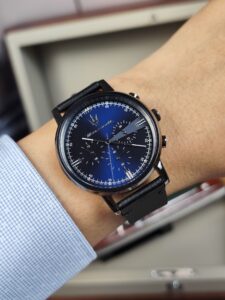 dong-ho-maserati-chinh-hang-maserati-eleganza-R8871630002-donghotulen