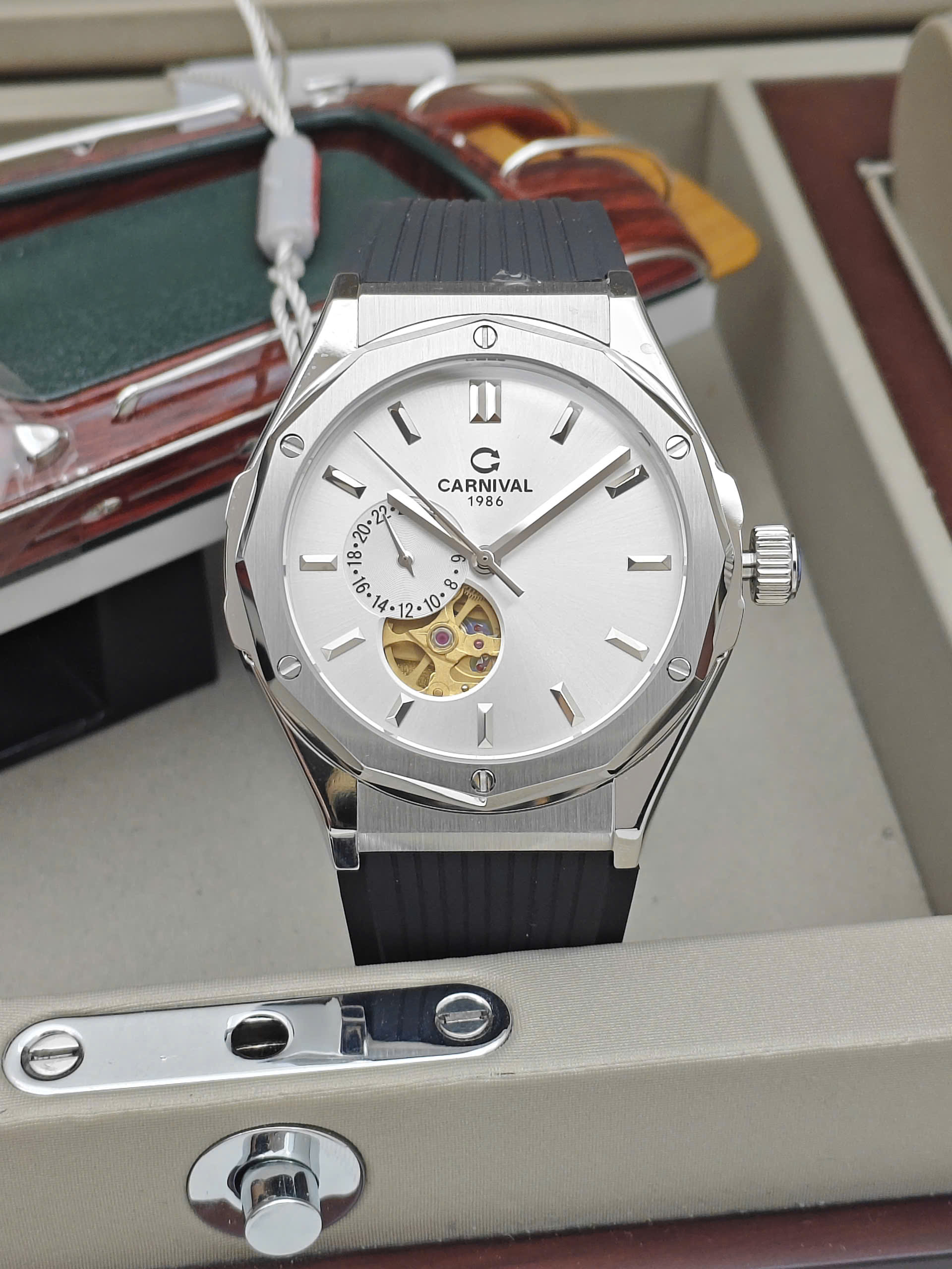 8189G-VT-DCS-T - Đồng Hồ Nam Carnival Automatic Mặt Trắng - Ảnh 5