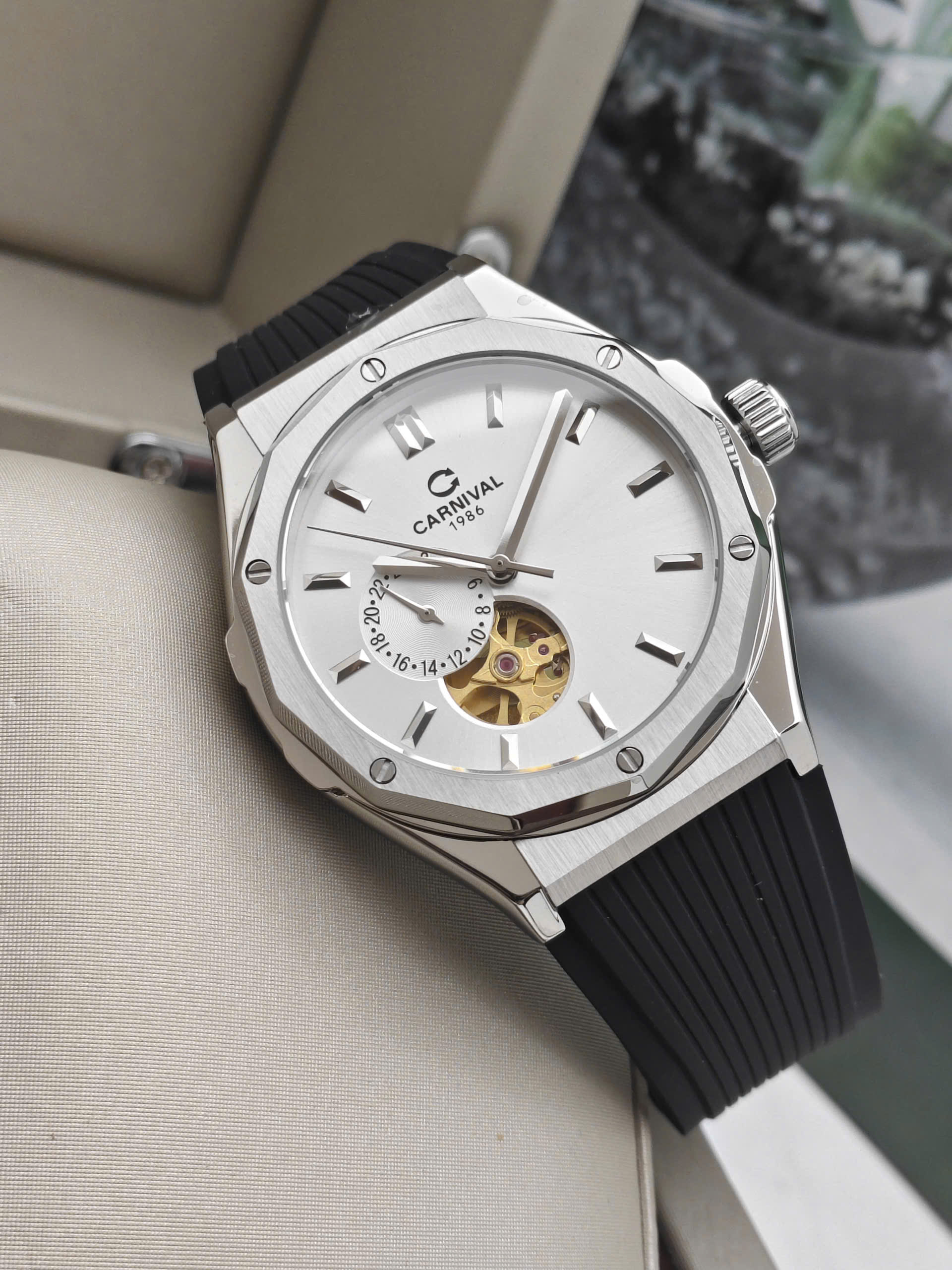 8189G-VT-DCS-T - Đồng Hồ Nam Carnival Automatic Mặt Trắng - Ảnh 2