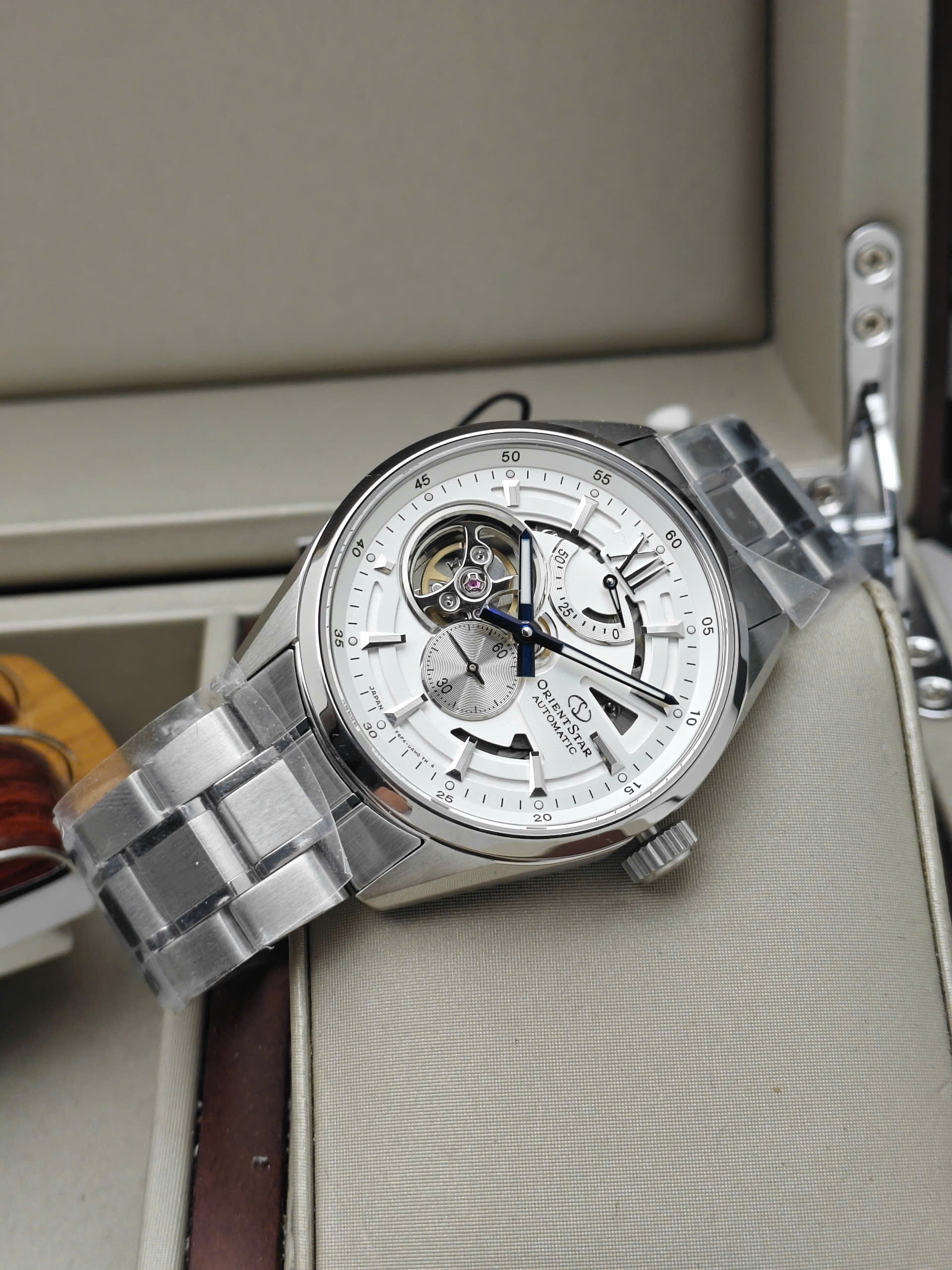 Đồng hồ nam Orient Star Semi Skeleton - RK-AV0137S - Ảnh 7