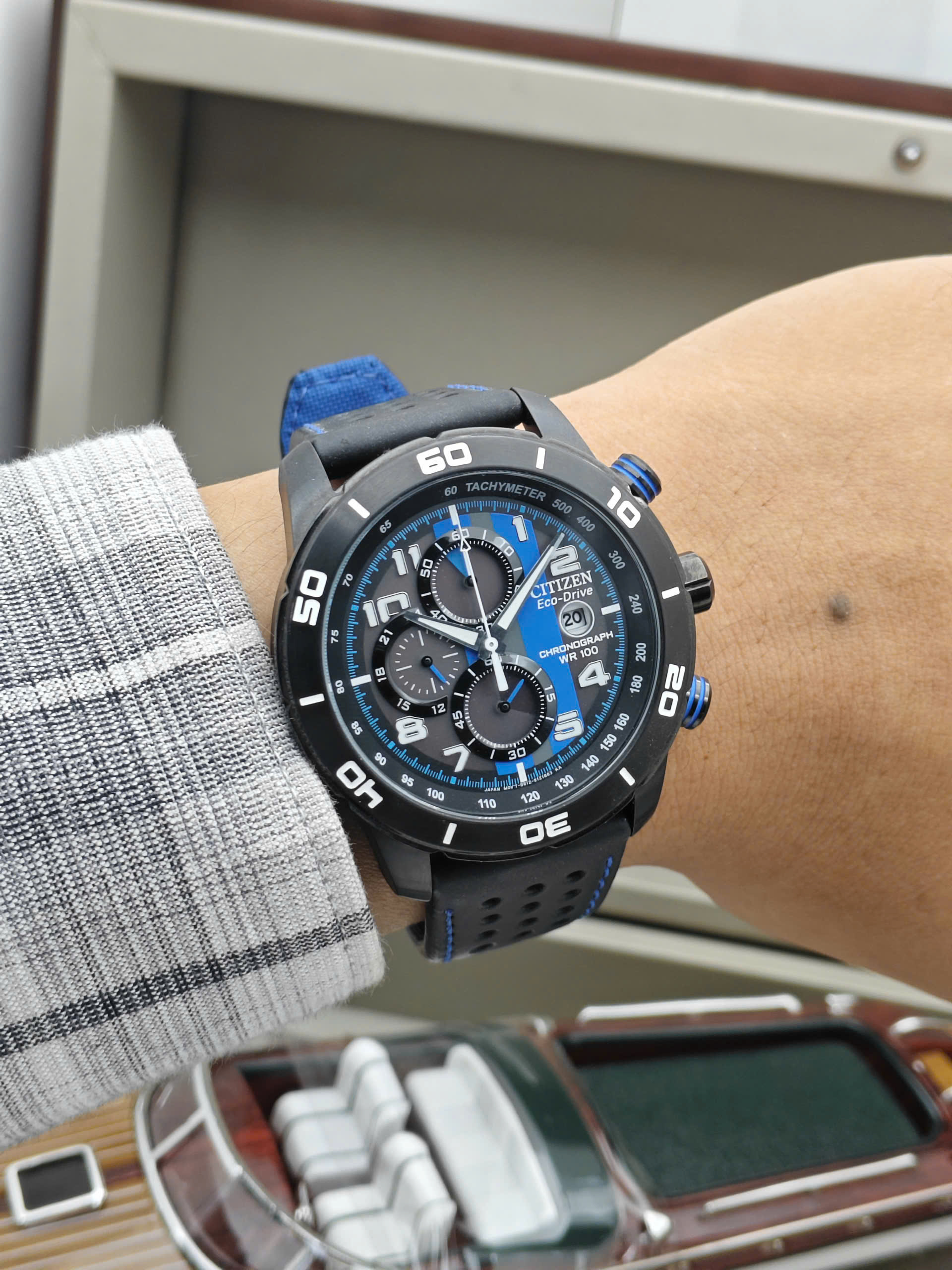 Đồng hồ nam Citizen Eco-Drive - CA0467-03EXG - Ảnh 8