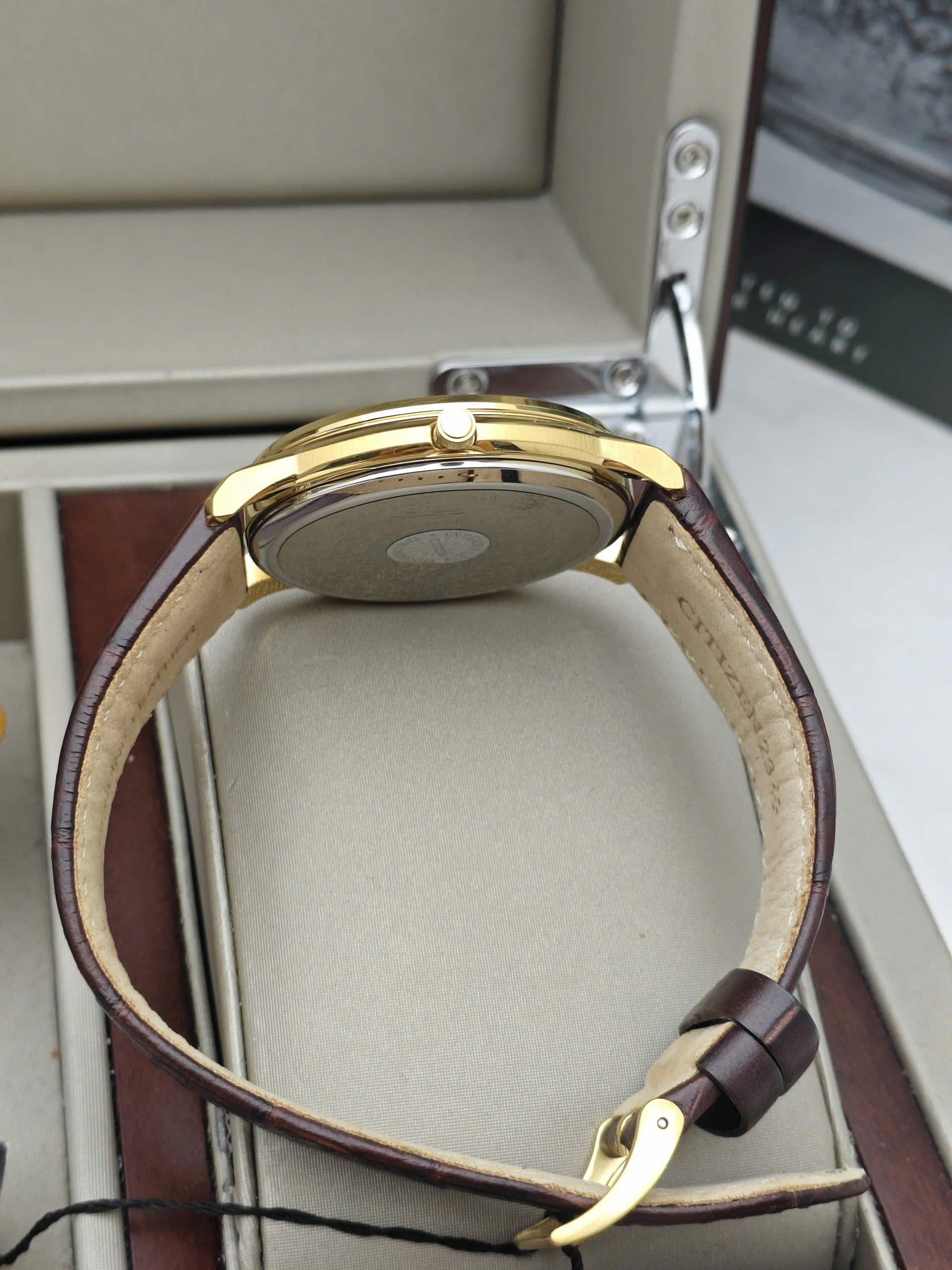 Đồng hồ nam Citizen Eco-Drive - AW1212-10A - Ảnh 6