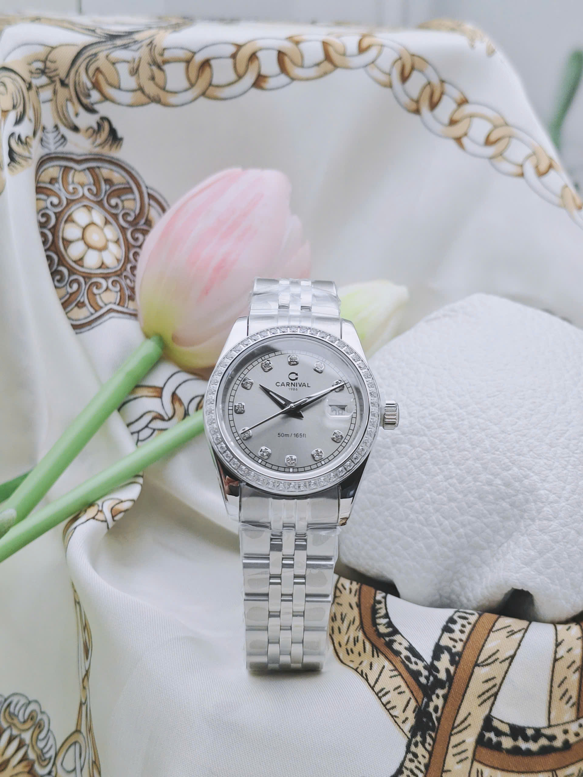 Đồng hồ nữ CARNIVAL - 8131L2-VT-XAM - Ảnh 2