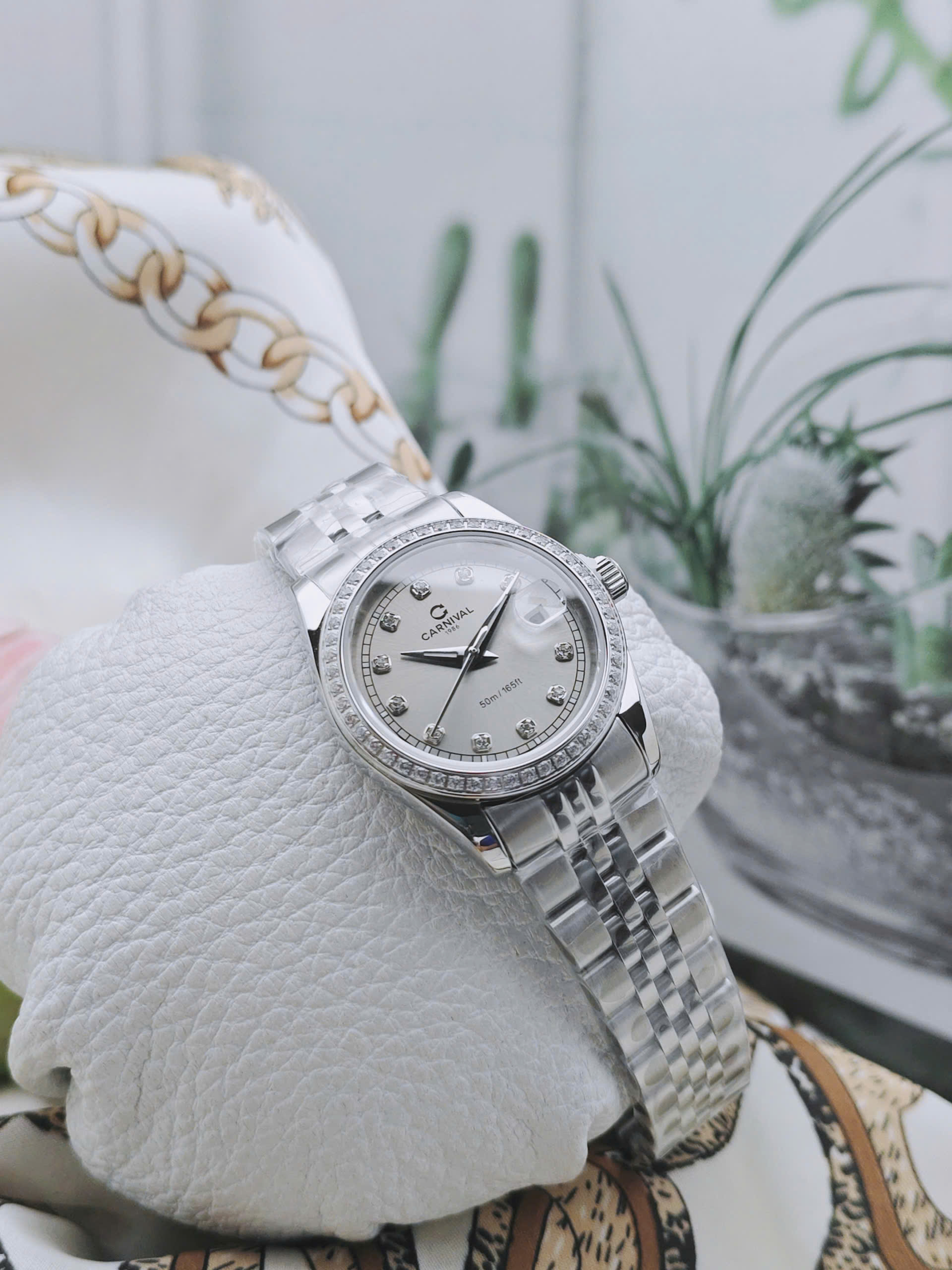 Đồng hồ nữ CARNIVAL - 8131L2-VT-XAM - Ảnh 4